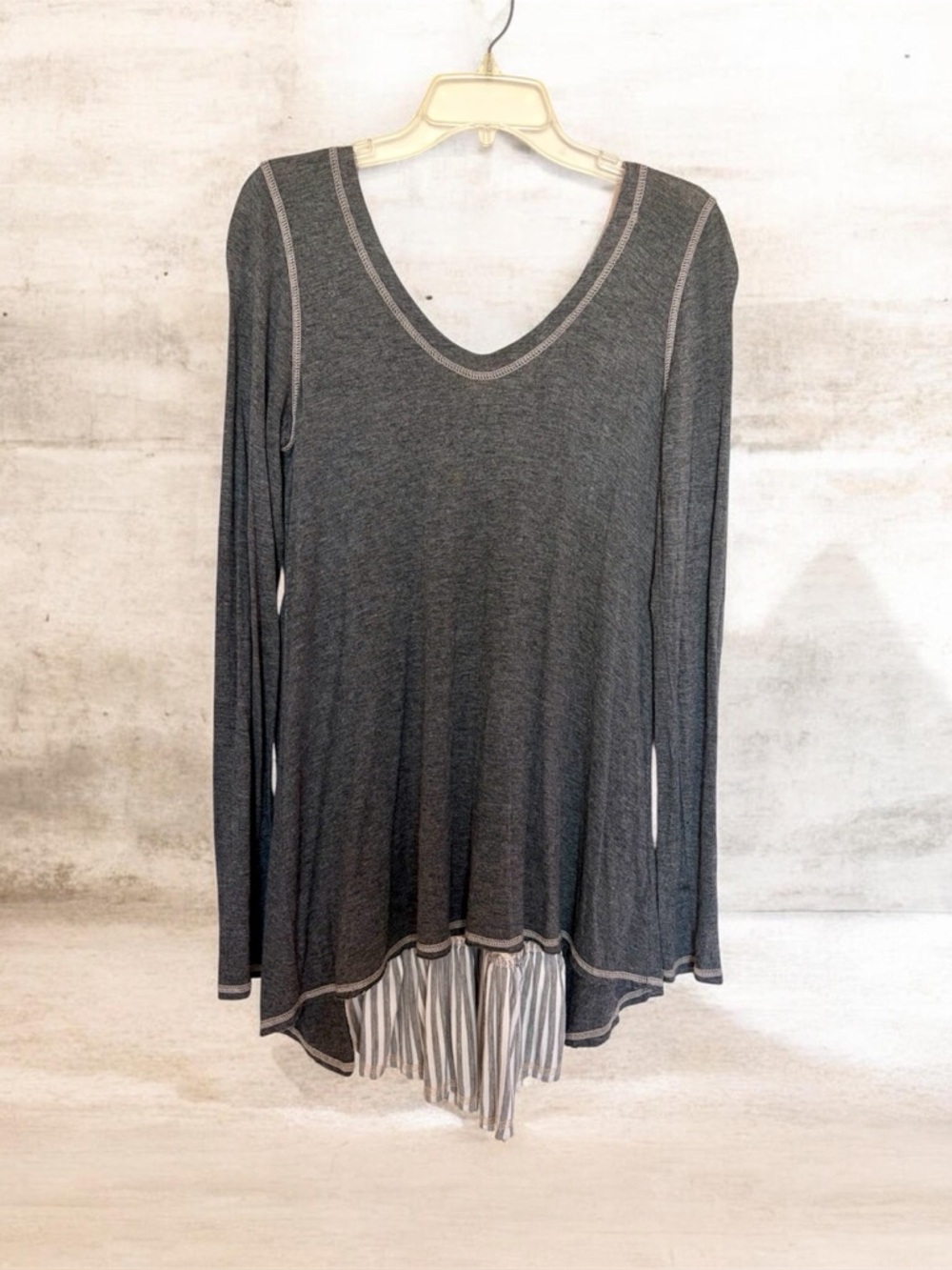 Anthropologie Scrapbook Originals Gray Mixed Media Tunic Top Lace Ruffles Stripe - Picture 2 of 16